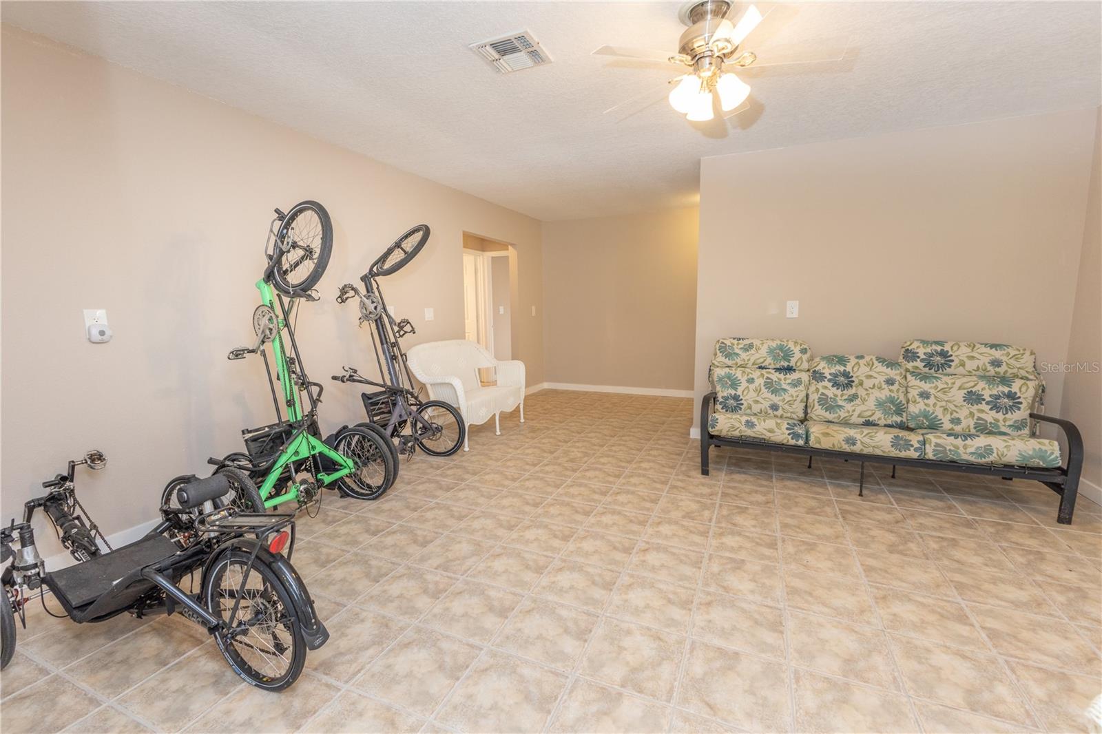 5175 AZALEA CIR, DADE CITY, FL, 33523