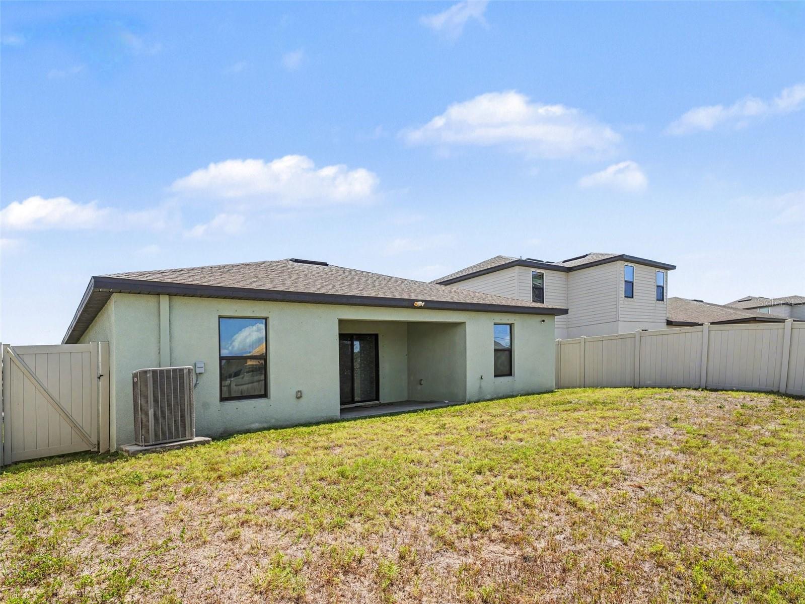 820 CHATHAM WALK DR, RUSKIN, FL, 33570