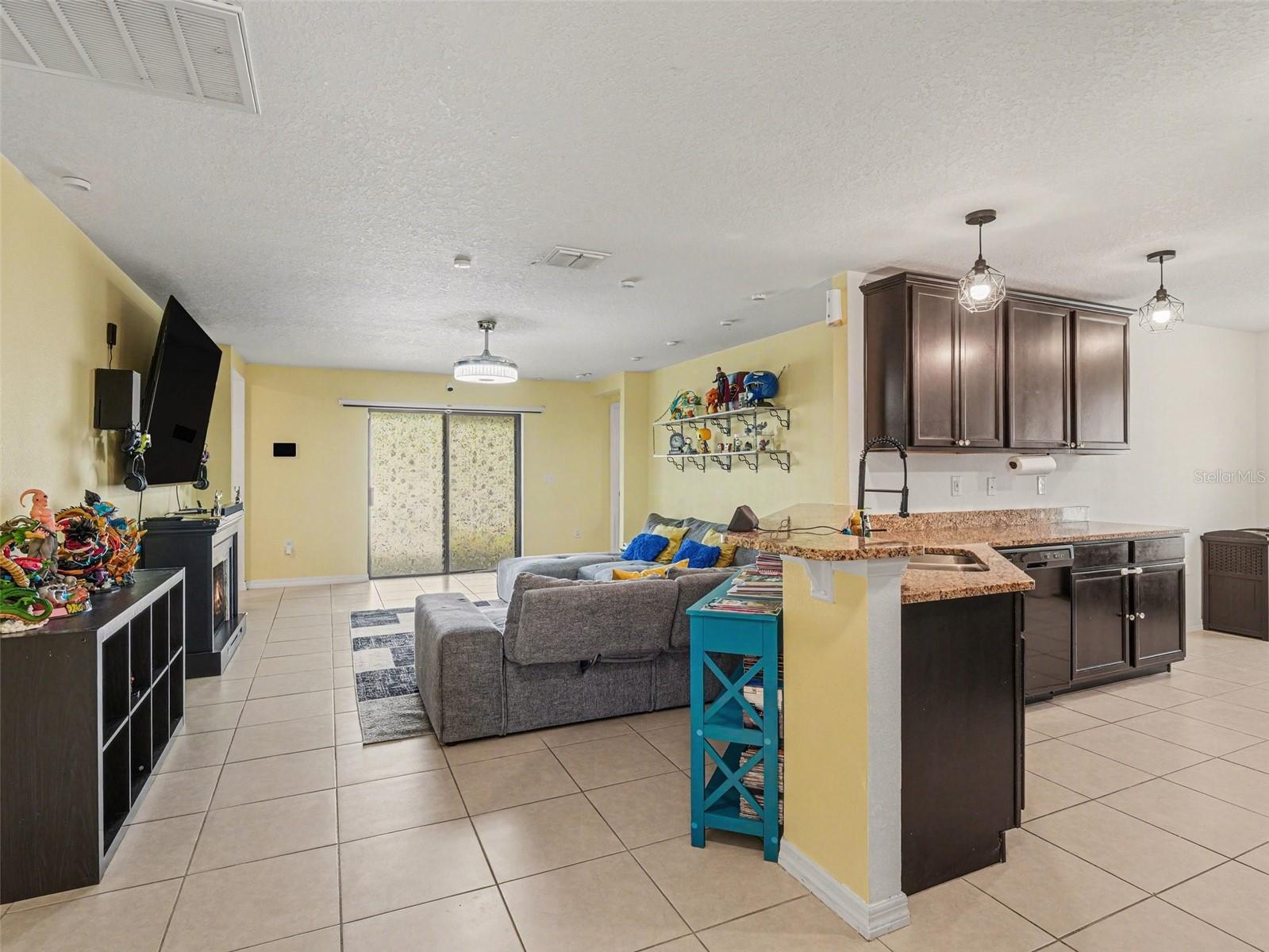 820 CHATHAM WALK DR, RUSKIN, FL, 33570