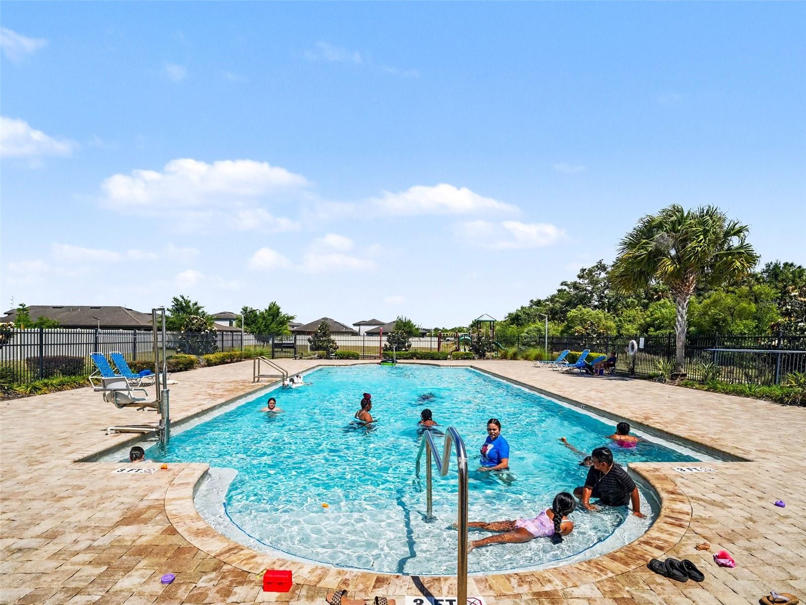 820 CHATHAM WALK DR, RUSKIN, FL, 33570