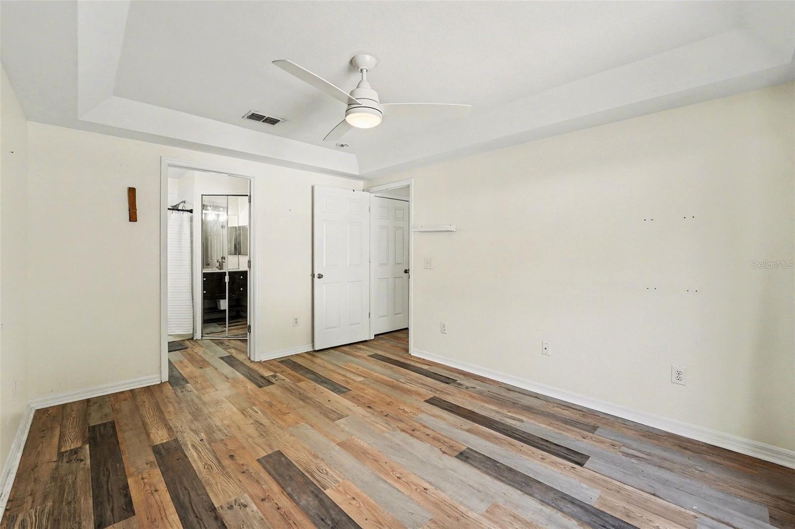 5865 MEADOWPARK PL, LITHIA, FL, 33547