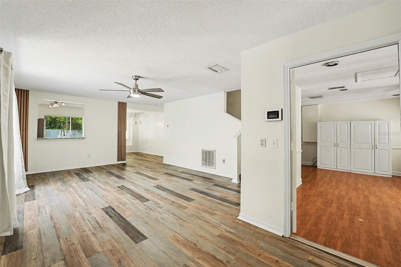 5865 MEADOWPARK PL, LITHIA, FL, 33547