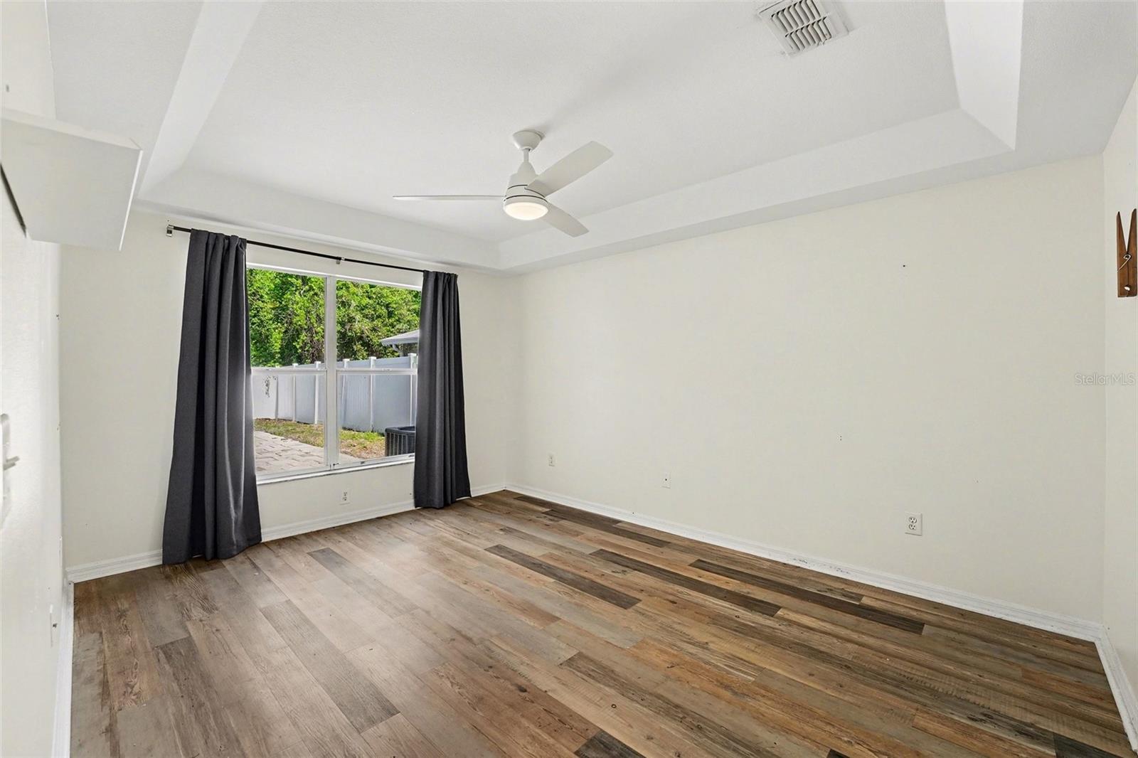 5865 MEADOWPARK PL, LITHIA, FL, 33547