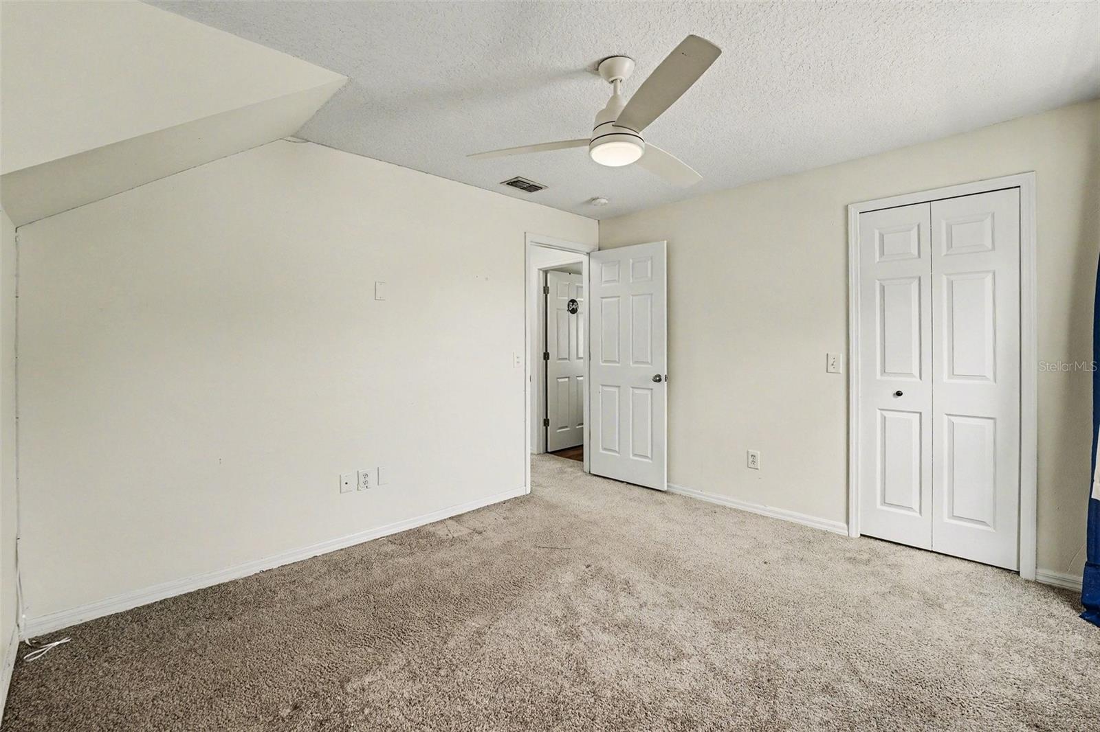 5865 MEADOWPARK PL, LITHIA, FL, 33547