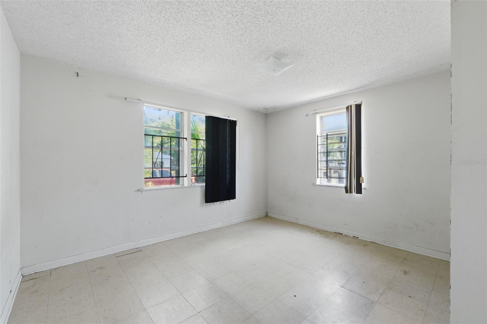 1301 E WILDER AVE, TAMPA, FL, 33603