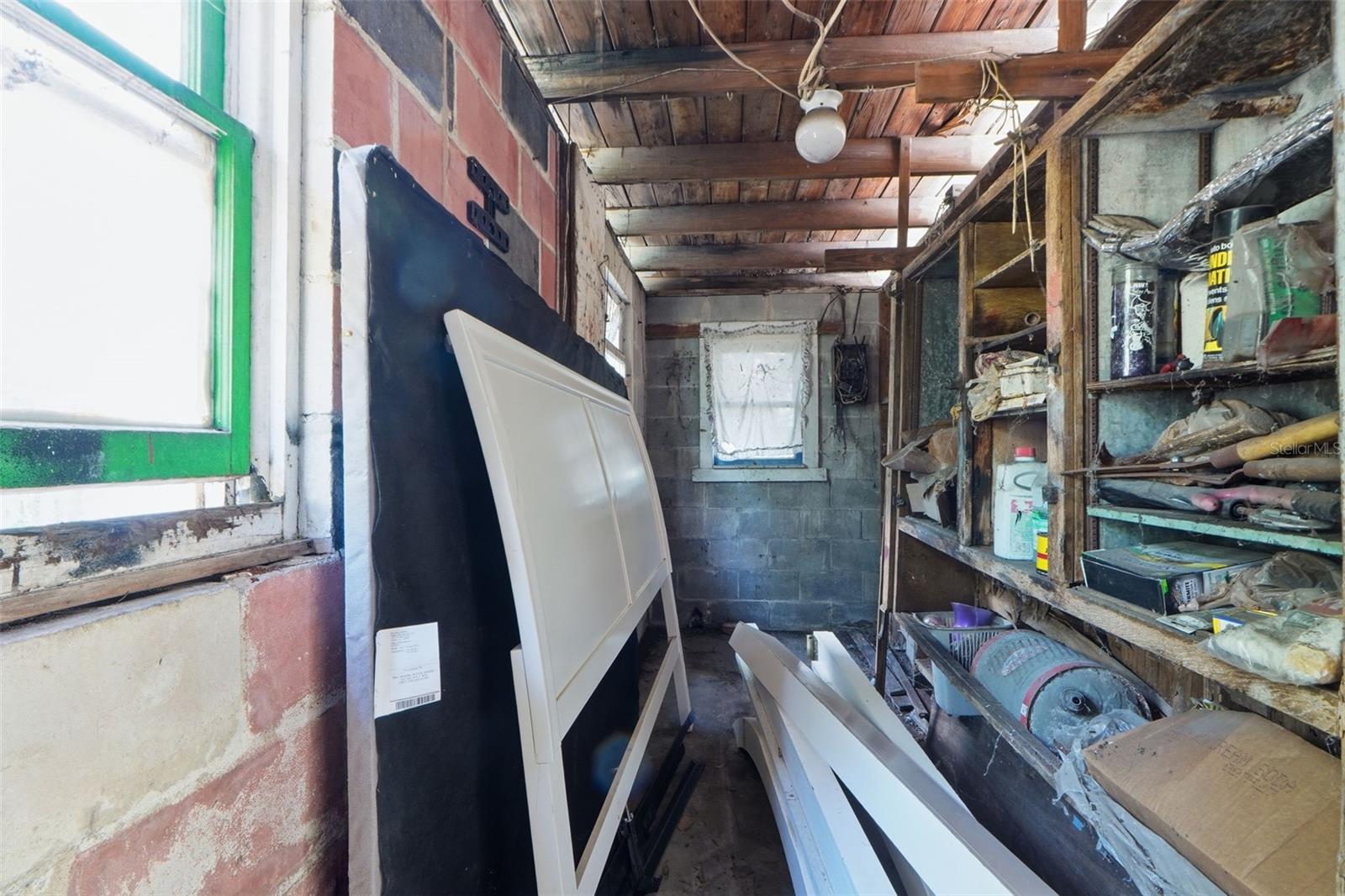 1301 E WILDER AVE, TAMPA, FL, 33603