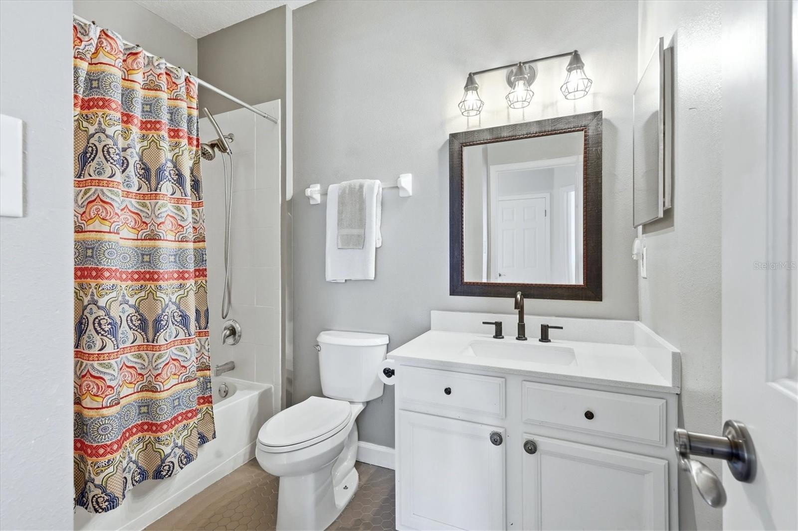 3825 PARKRIDGE CIR #1-202, SARASOTA, FL, 34243