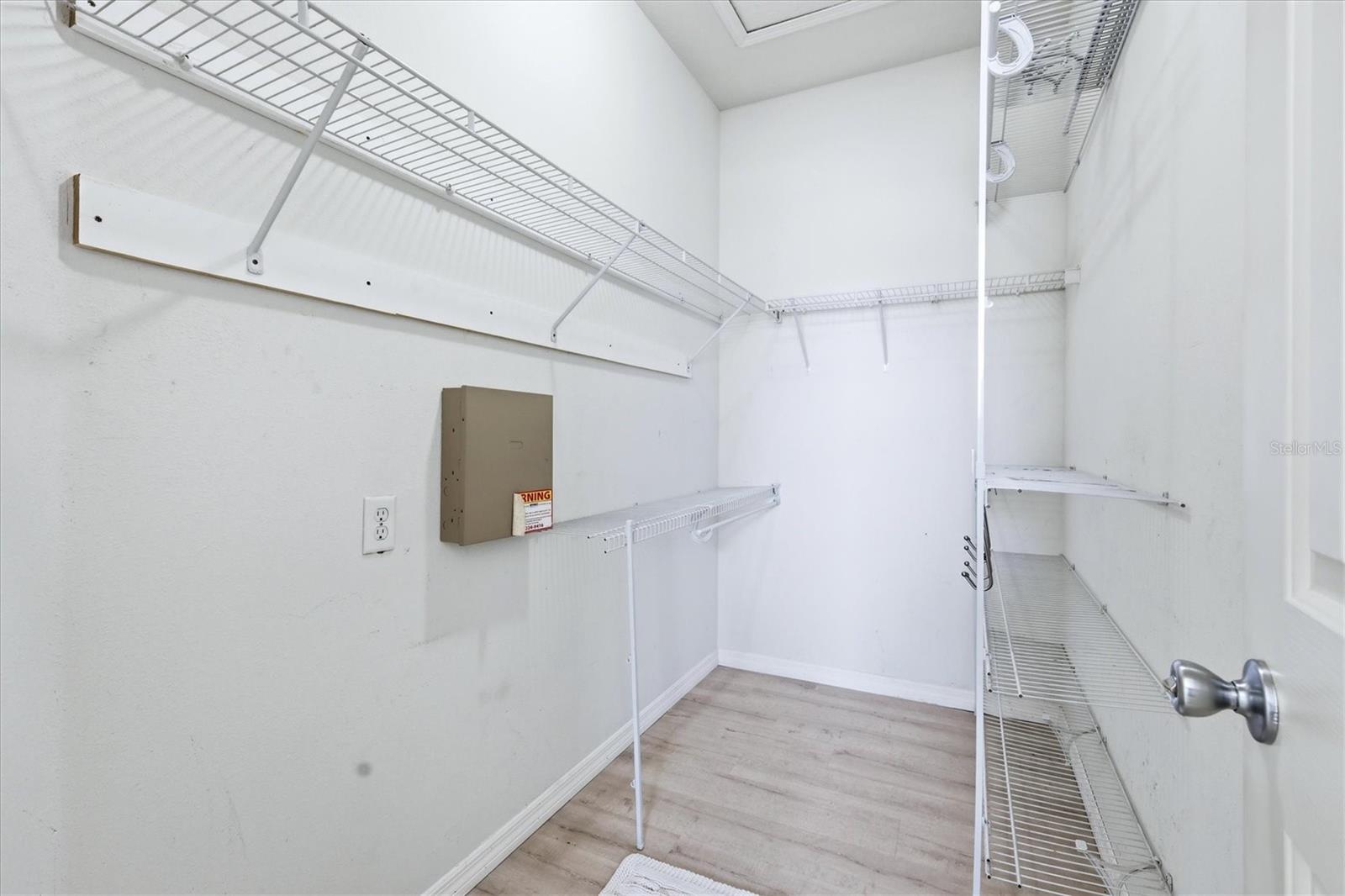 3825 PARKRIDGE CIR #1-202, SARASOTA, FL, 34243