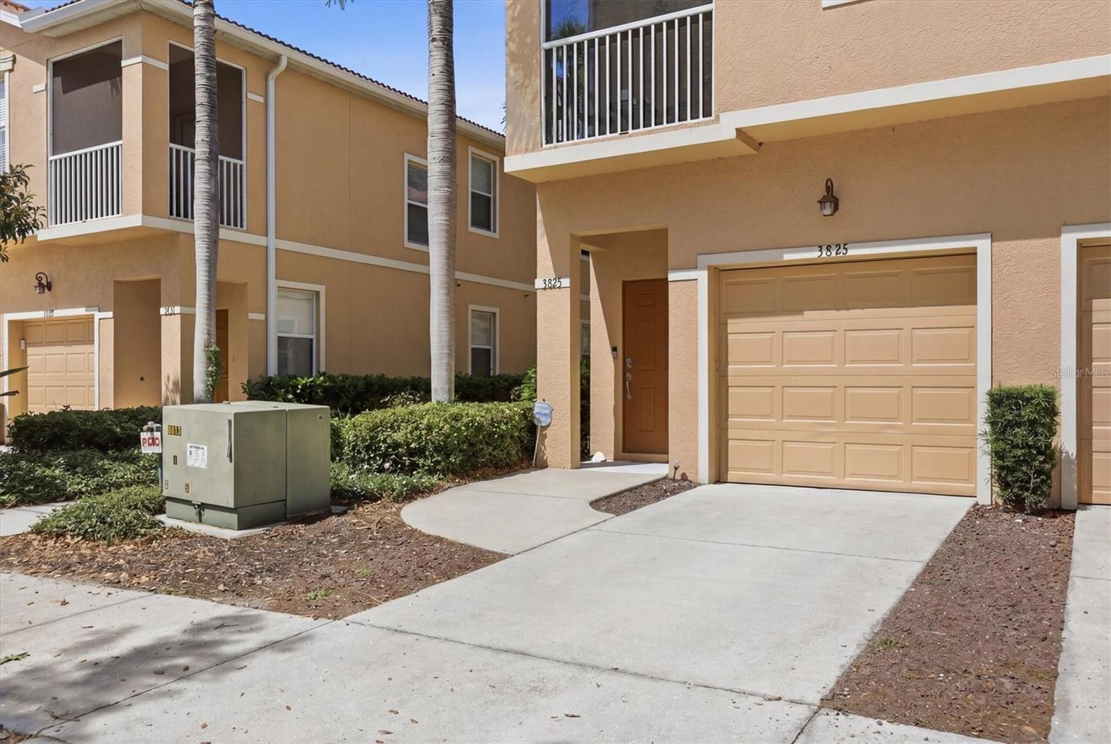 3825 PARKRIDGE CIR #1-202, SARASOTA, FL, 34243