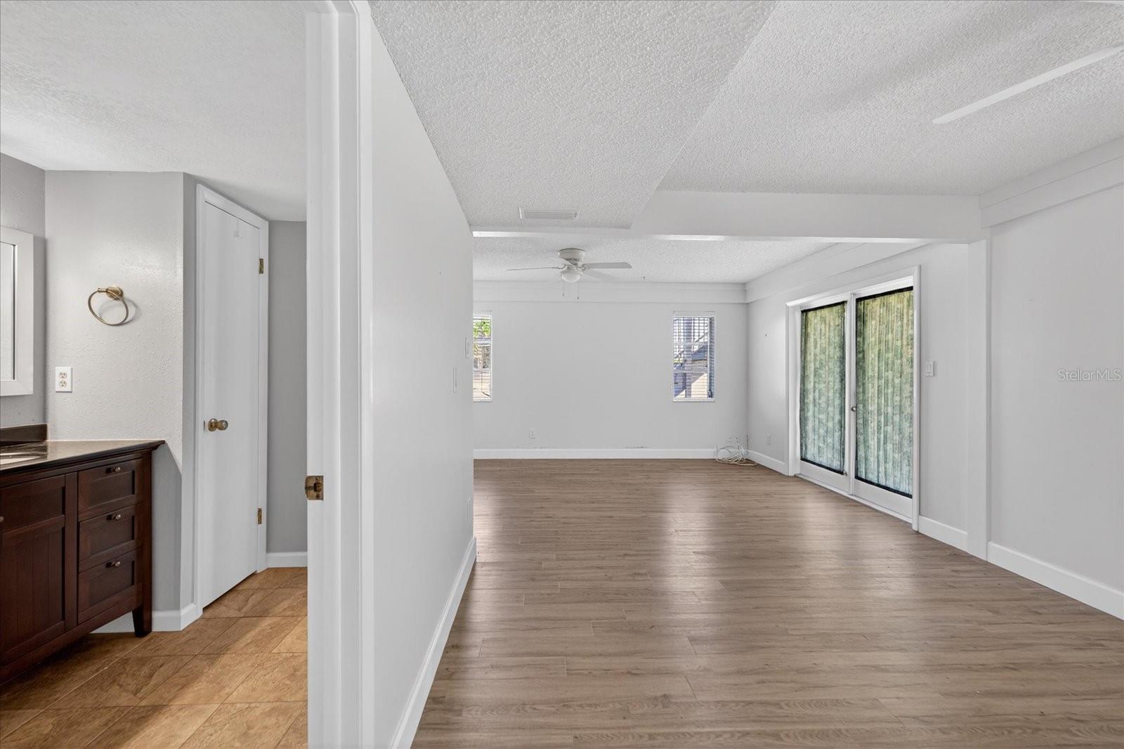 1005 BEAVER DR, TARPON SPRINGS, FL, 34689
