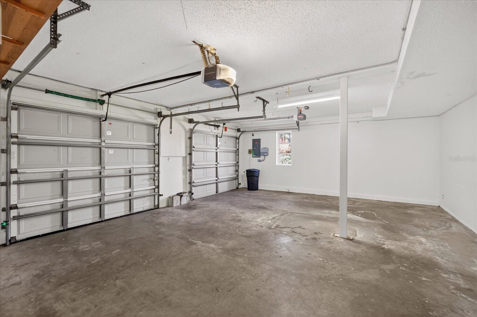 1005 BEAVER DR, TARPON SPRINGS, FL, 34689