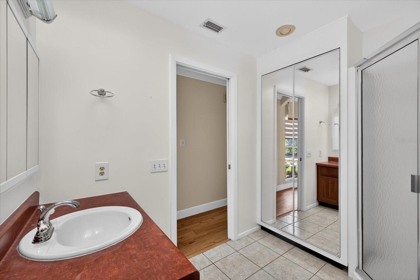 1005 BEAVER DR, TARPON SPRINGS, FL, 34689