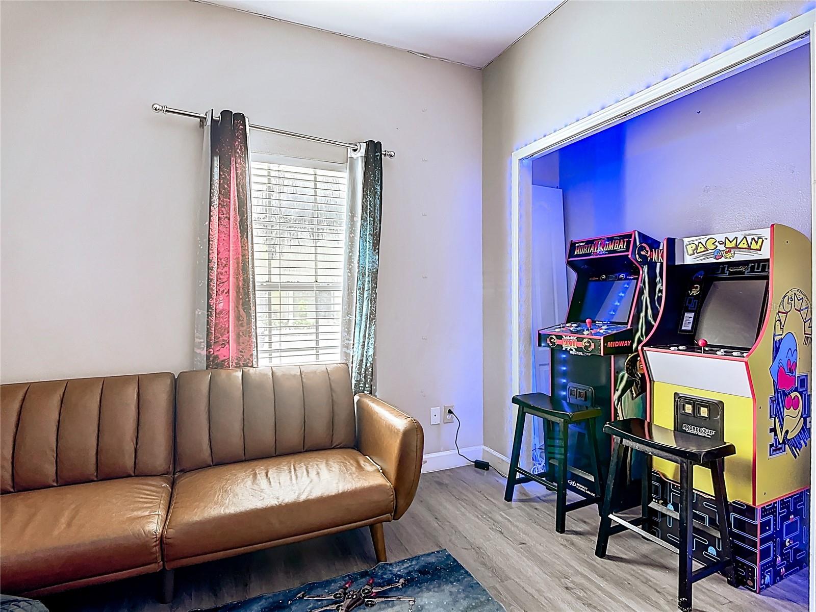 8951 CALIFORNIA PALM RD, KISSIMMEE, FL, 34747