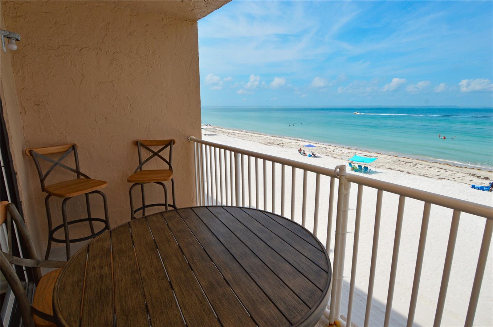 18650 GULF BLVD #305, INDIAN SHORES, FL, 33785