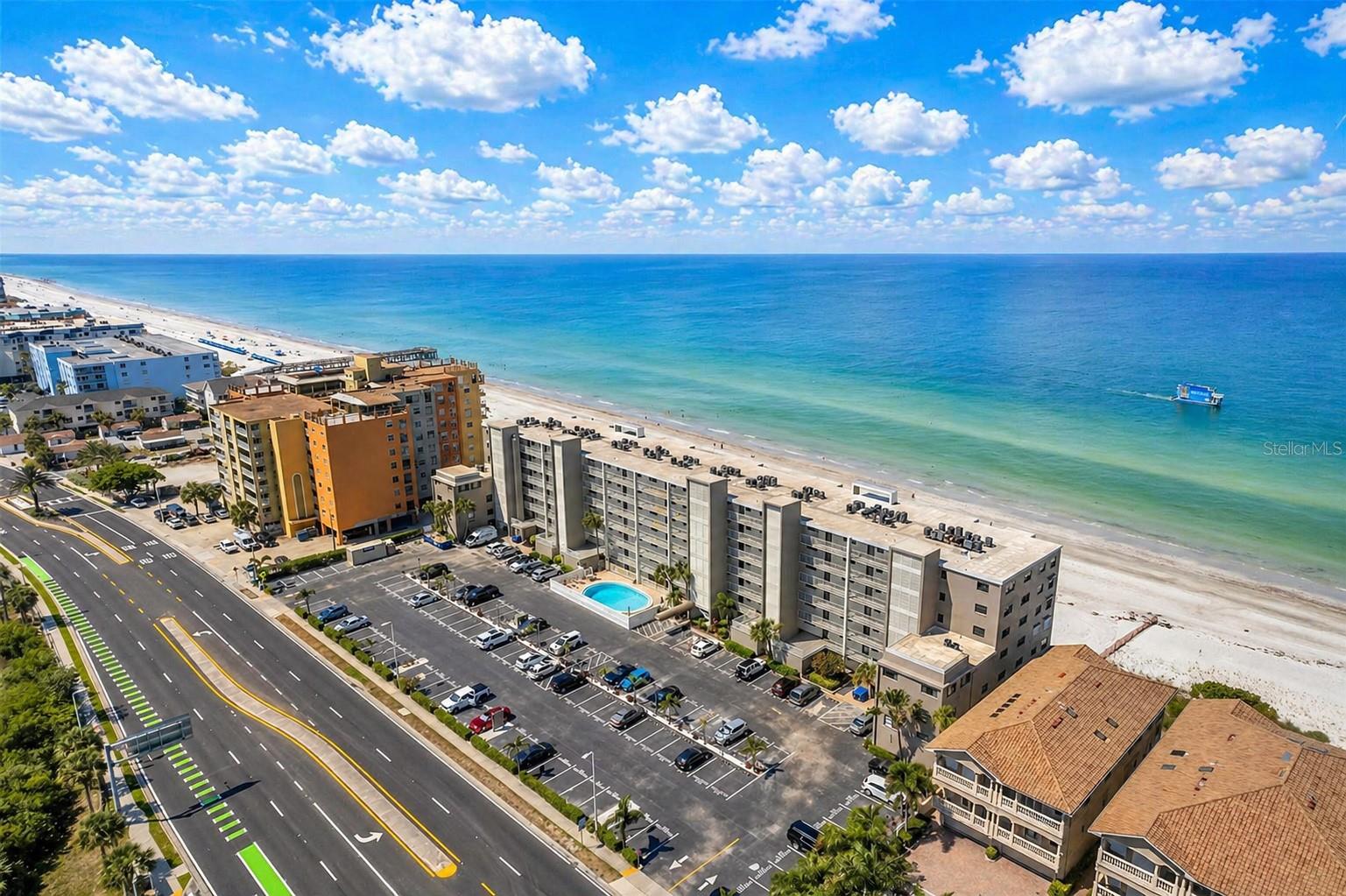 18650 GULF BLVD #305, INDIAN SHORES, FL, 33785