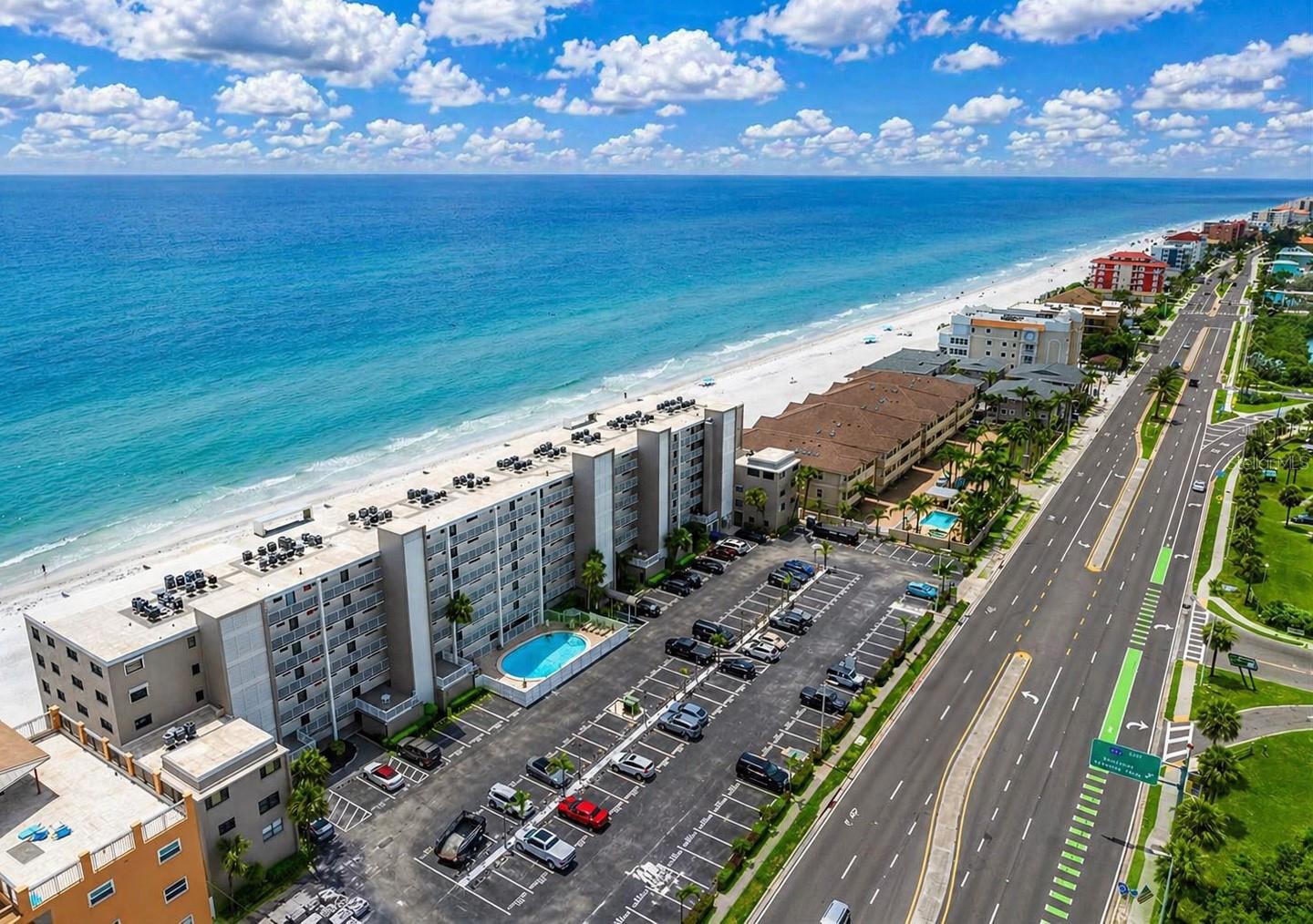 18650 GULF BLVD #305, INDIAN SHORES, FL, 33785