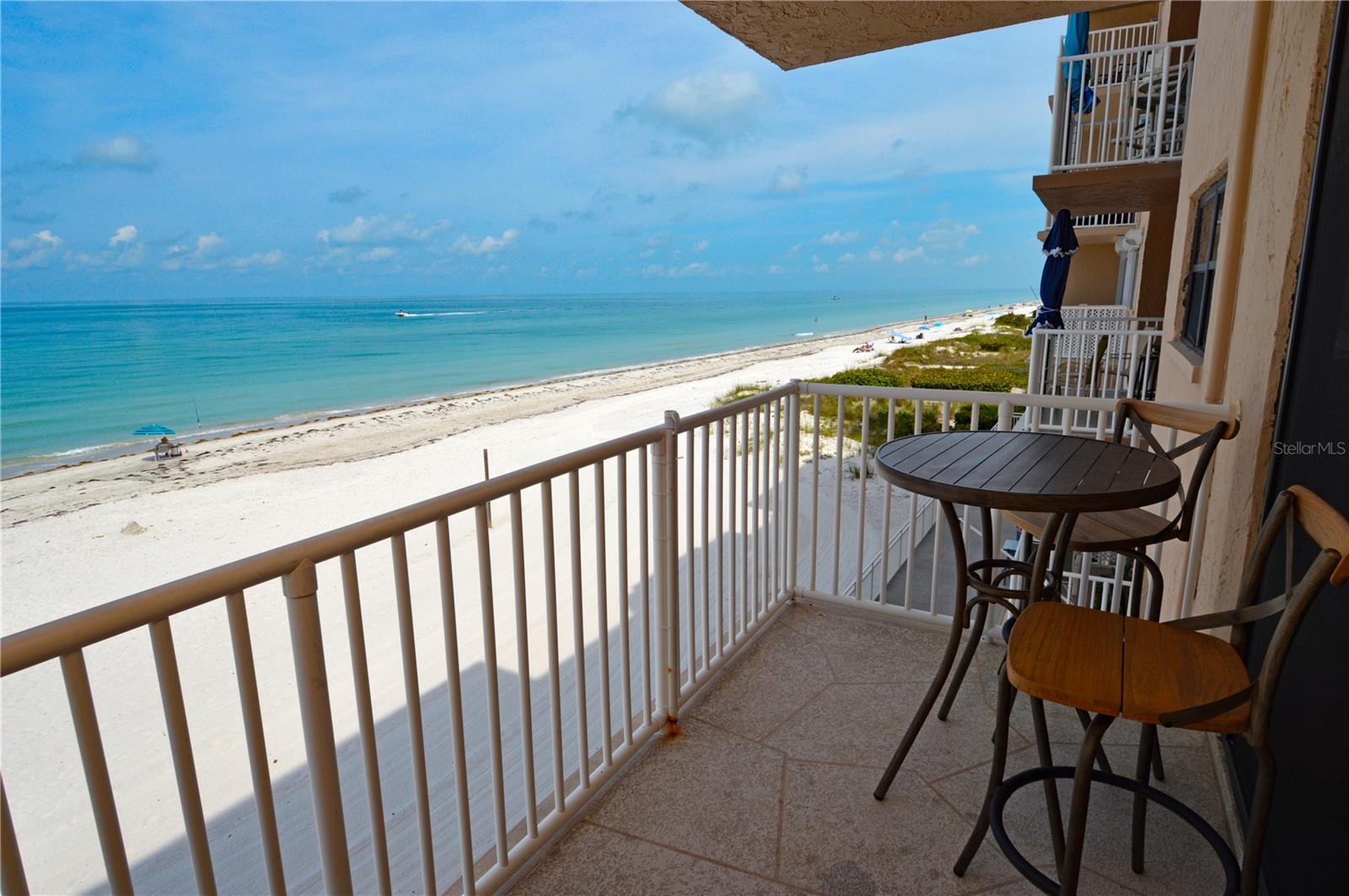 18650 GULF BLVD #305, INDIAN SHORES, FL, 33785