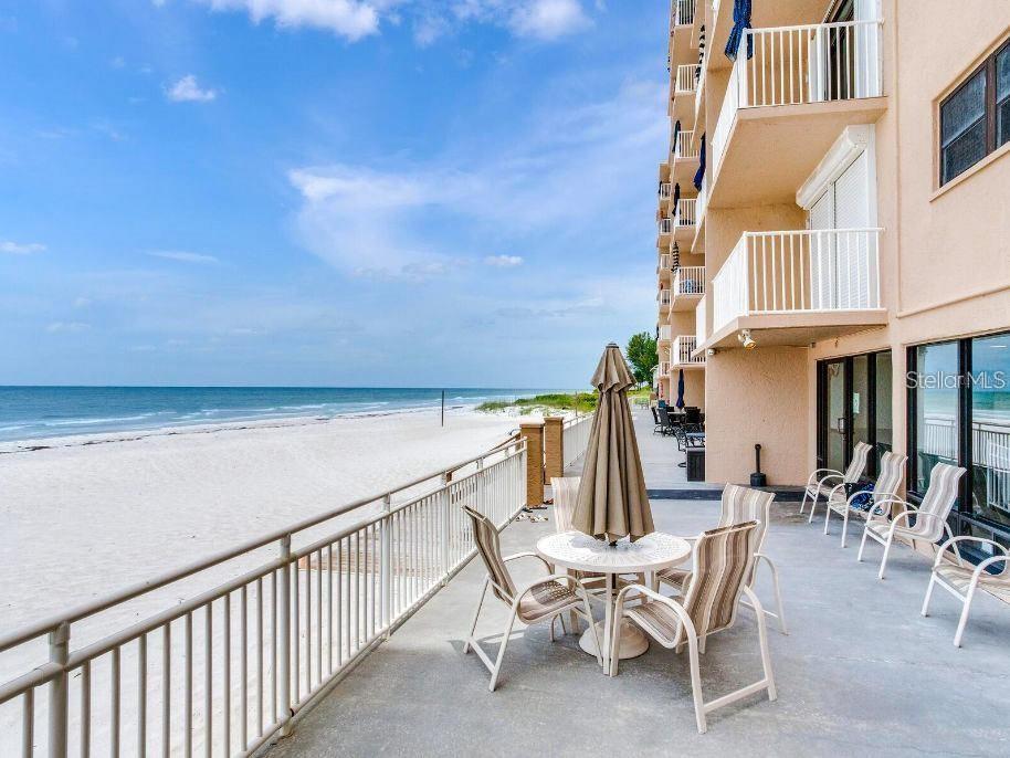 18650 GULF BLVD #305, INDIAN SHORES, FL, 33785