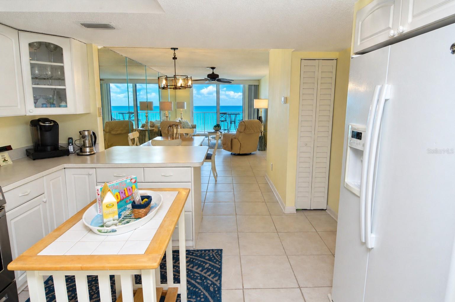 18650 GULF BLVD #305, INDIAN SHORES, FL, 33785