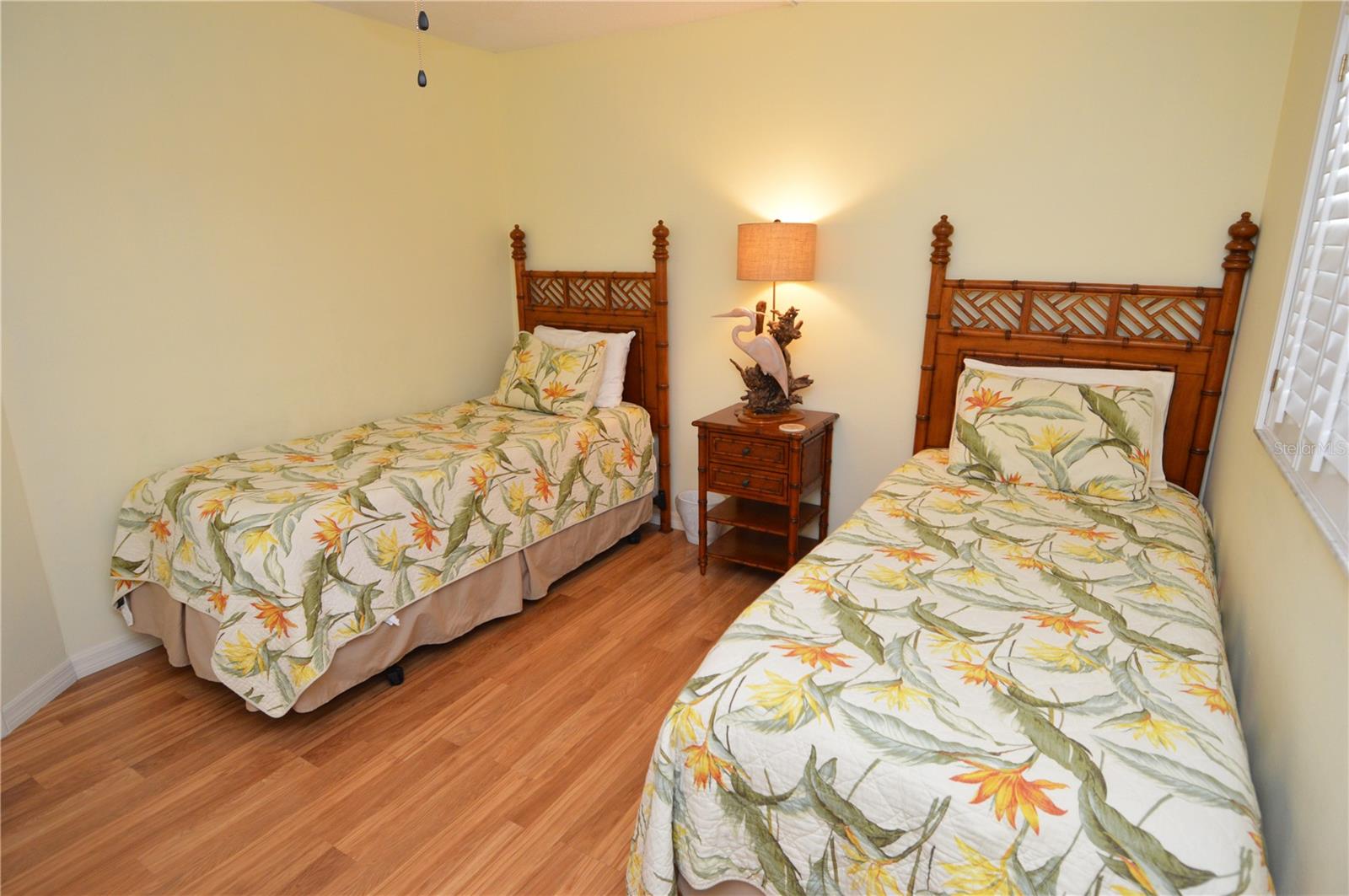 18650 GULF BLVD #305, INDIAN SHORES, FL, 33785