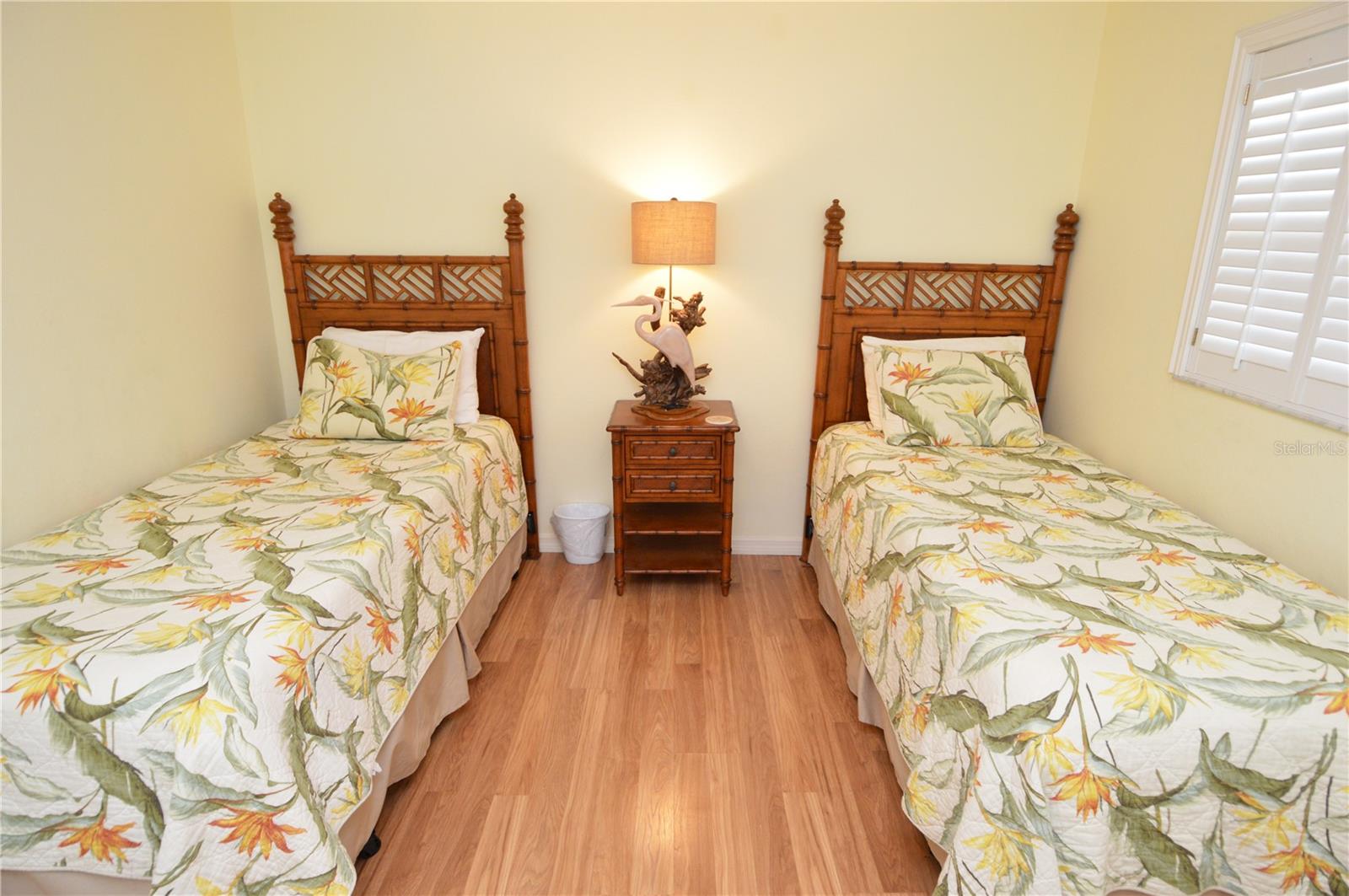 18650 GULF BLVD #305, INDIAN SHORES, FL, 33785