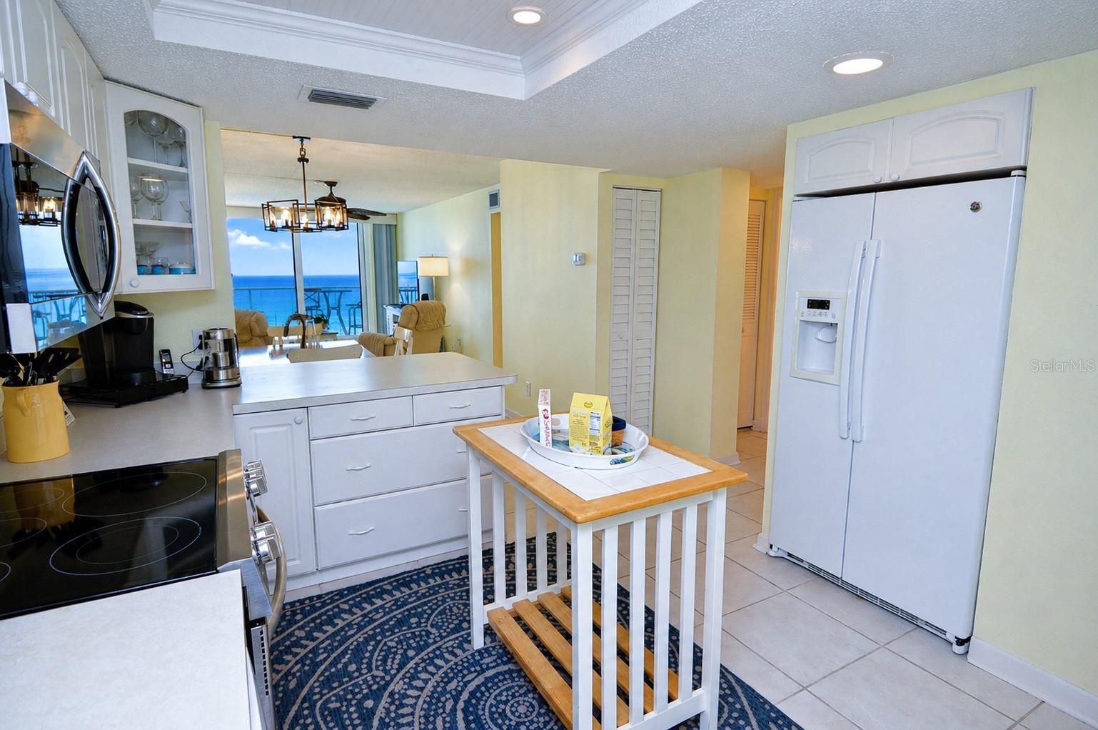 18650 GULF BLVD #305, INDIAN SHORES, FL, 33785