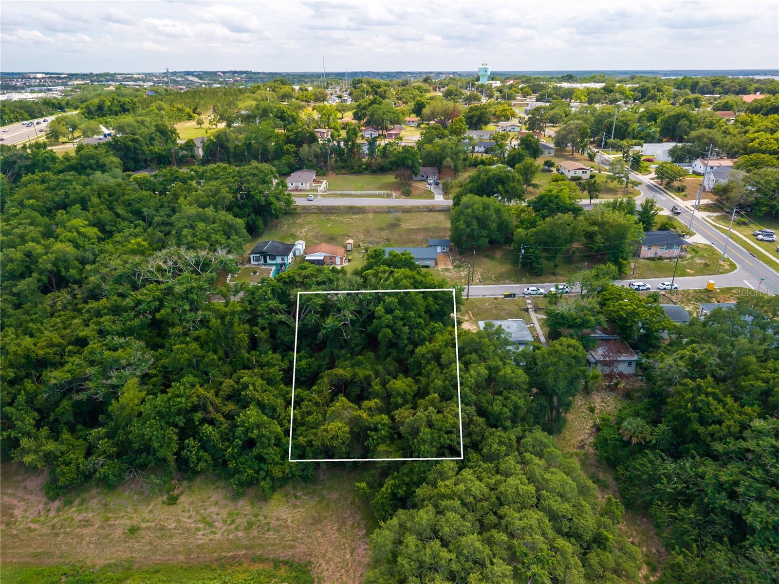 E MINNEOLA AVE, CLERMONT, FL, 34711
