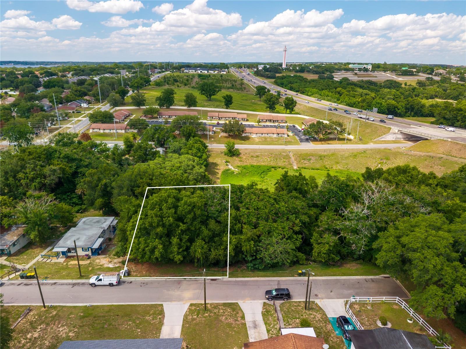 E MINNEOLA AVE, CLERMONT, FL, 34711