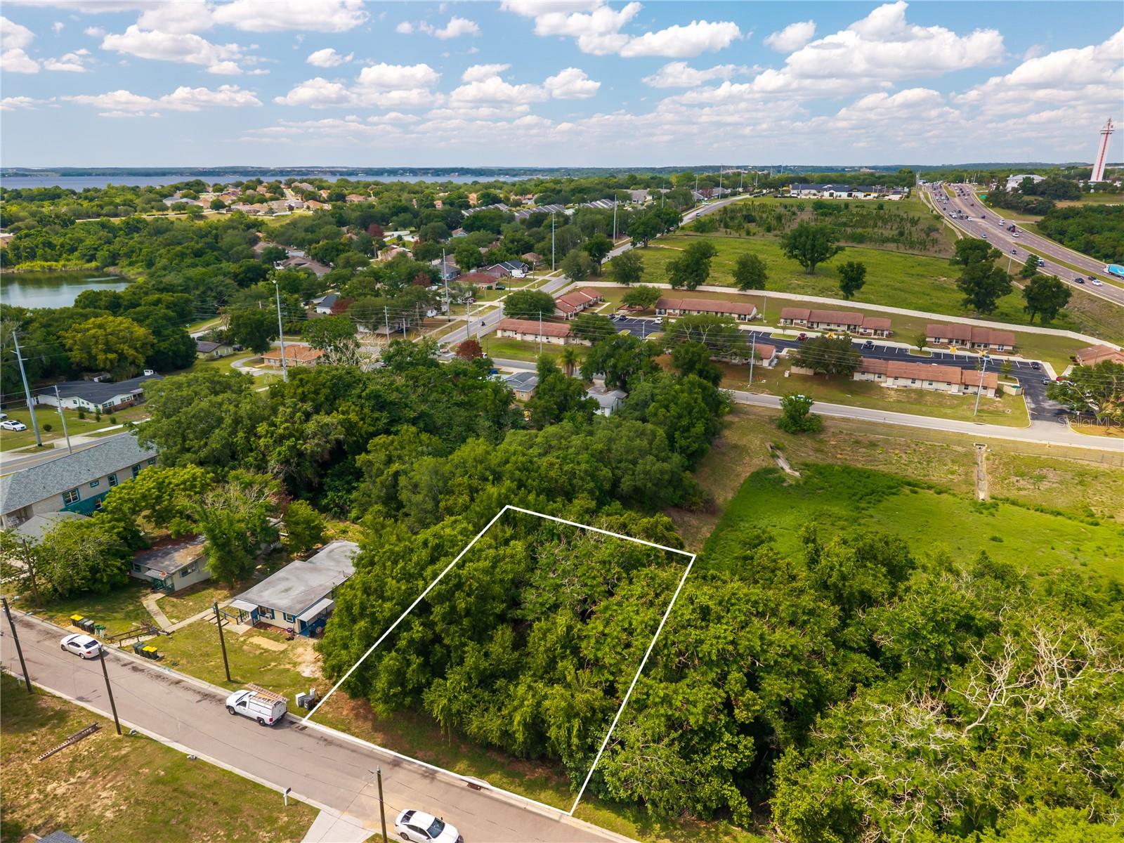 E MINNEOLA AVE, CLERMONT, FL, 34711