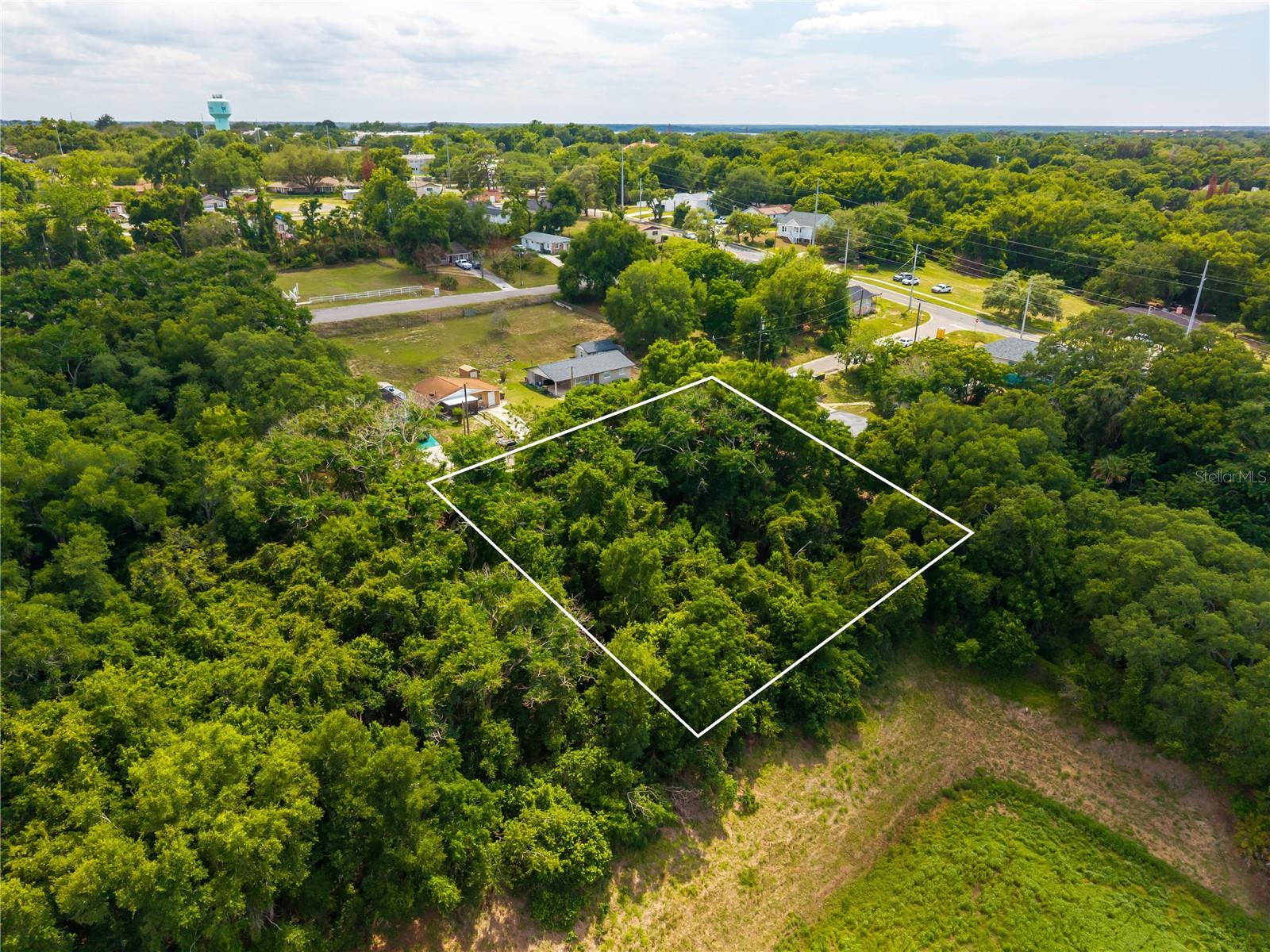 E MINNEOLA AVE, CLERMONT, FL, 34711