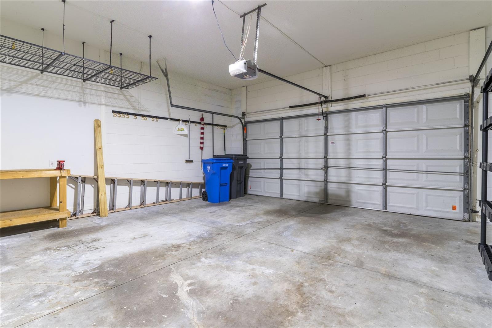 9406 OAK MEADOW CT, TAMPA, FL, 33647