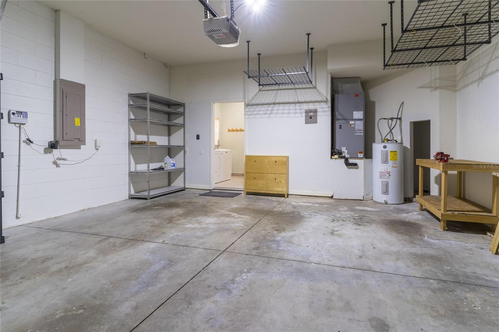 9406 OAK MEADOW CT, TAMPA, FL, 33647