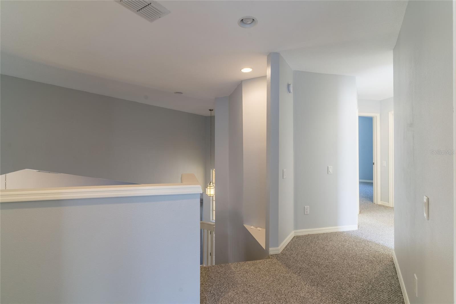 9406 OAK MEADOW CT, TAMPA, FL, 33647