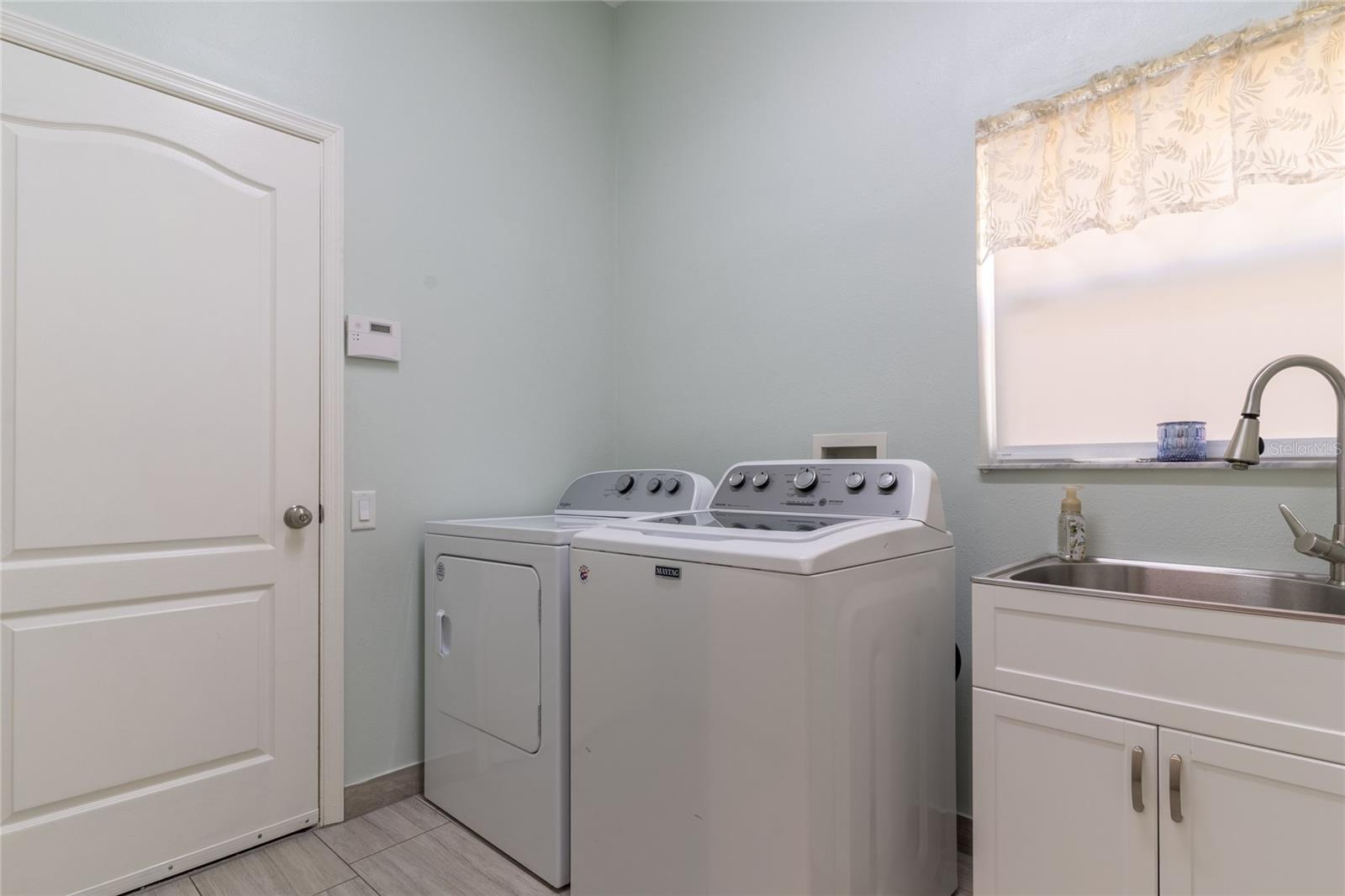 9406 OAK MEADOW CT, TAMPA, FL, 33647