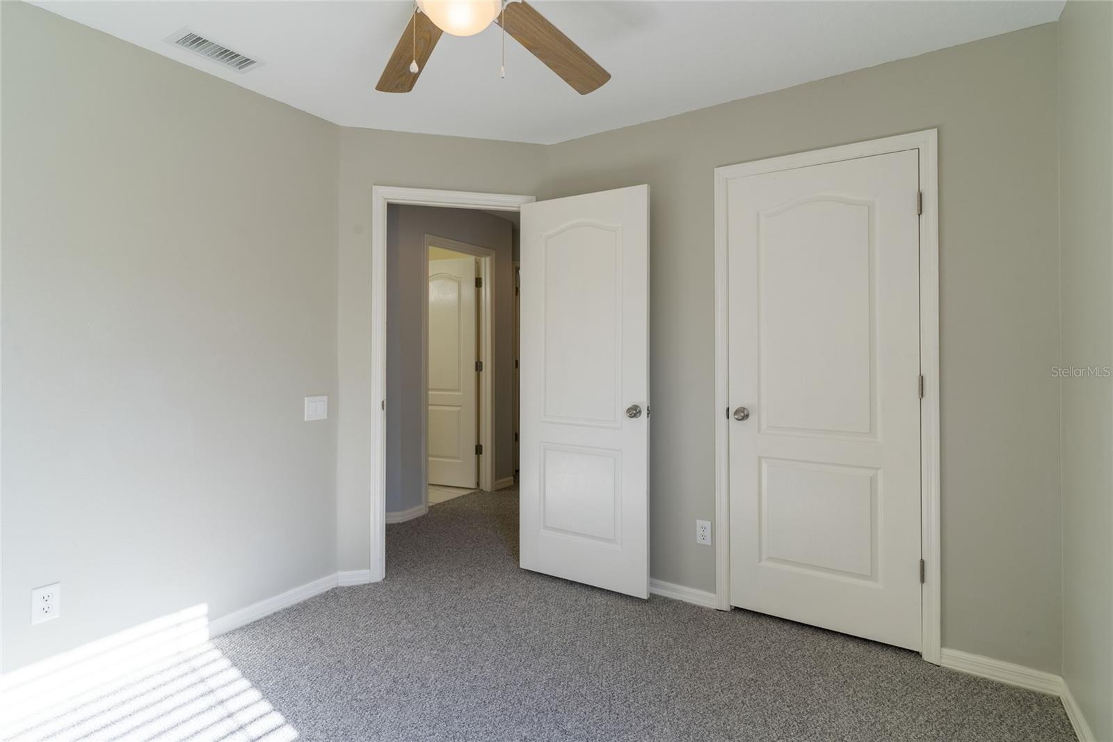9406 OAK MEADOW CT, TAMPA, FL, 33647