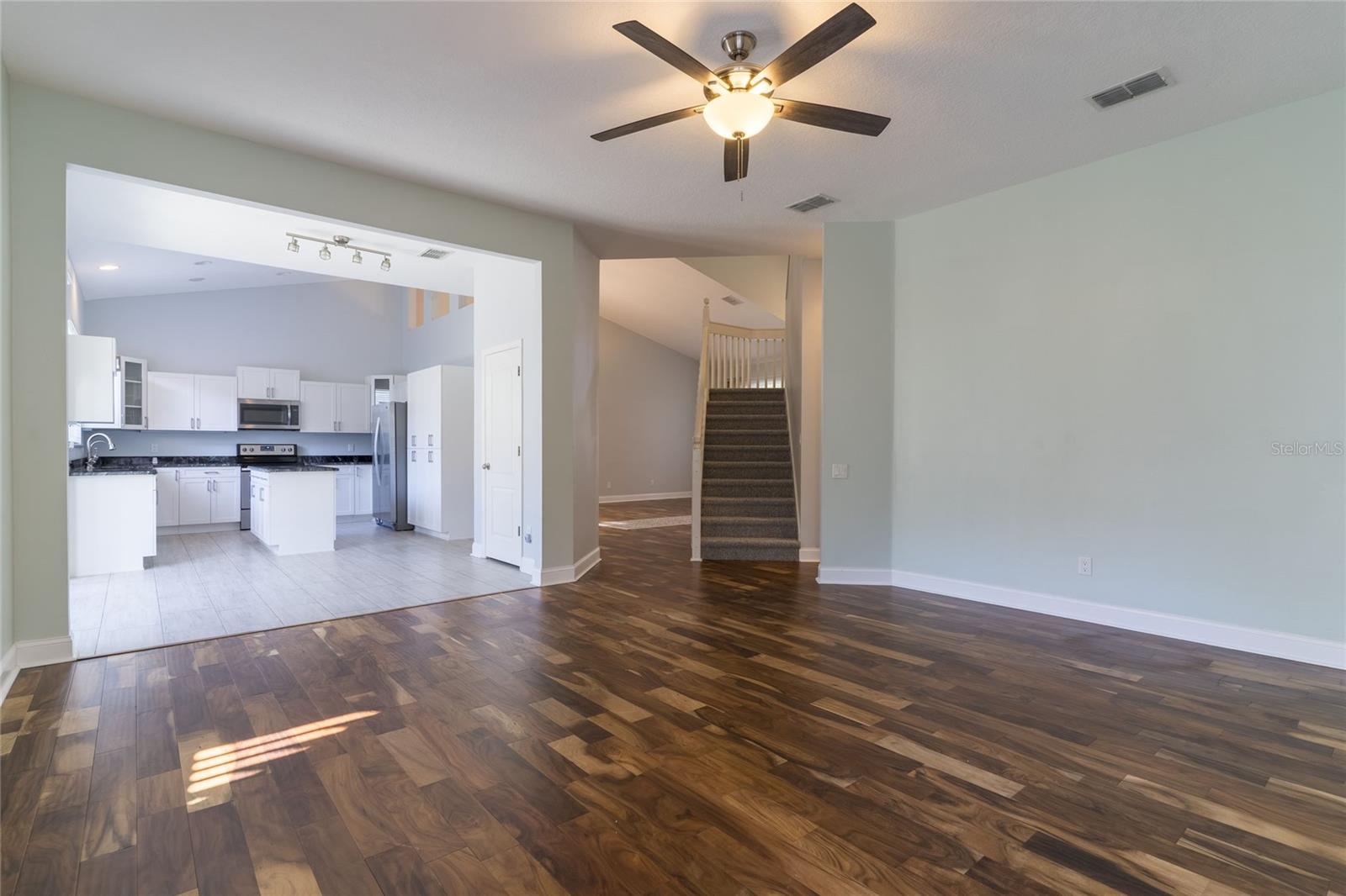 9406 OAK MEADOW CT, TAMPA, FL, 33647