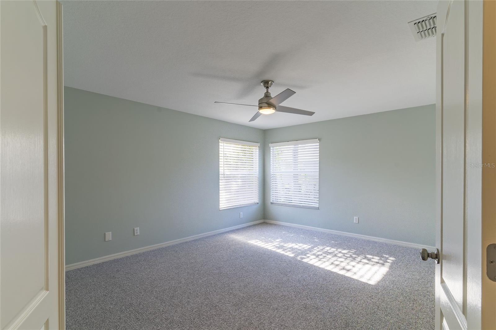 9406 OAK MEADOW CT, TAMPA, FL, 33647