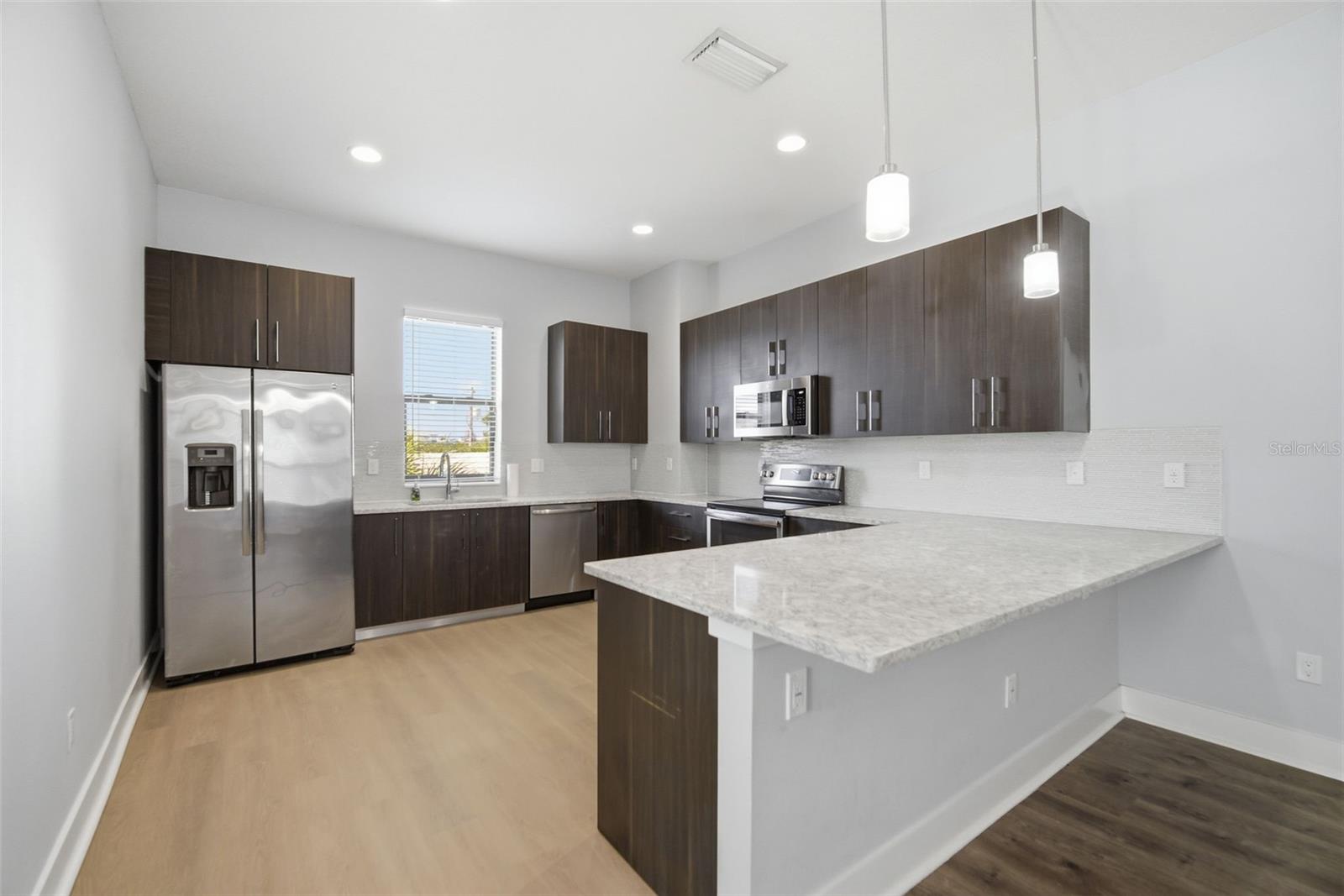 4810 W MCELROY AVE #7, TAMPA, FL, 33611