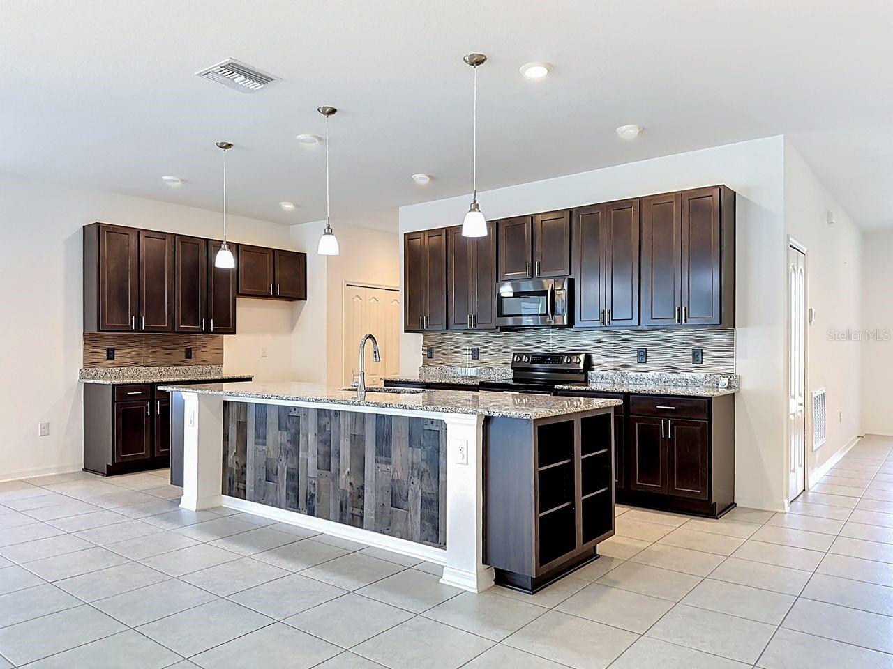 12404 BRICK COBBLESTONE DR, RIVERVIEW, FL, 33579