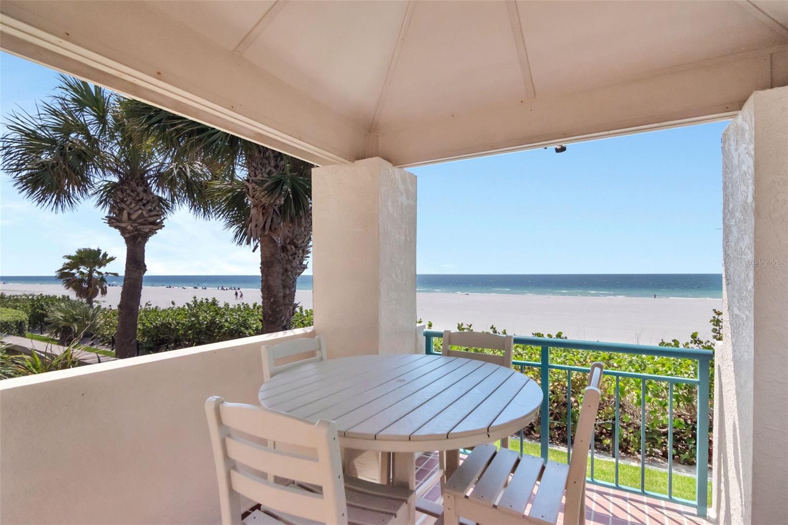 1560 GULF BLVD #4, CLEARWATER BEACH, FL, 33767