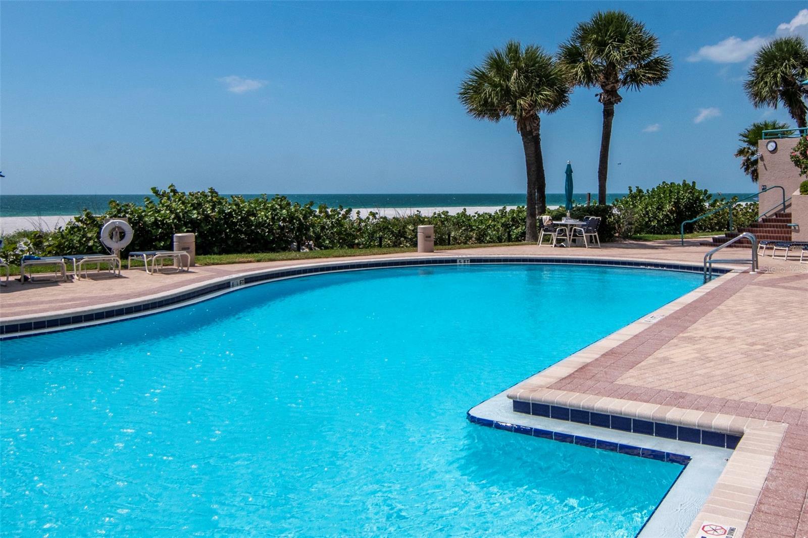 1560 GULF BLVD #4, CLEARWATER BEACH, FL, 33767