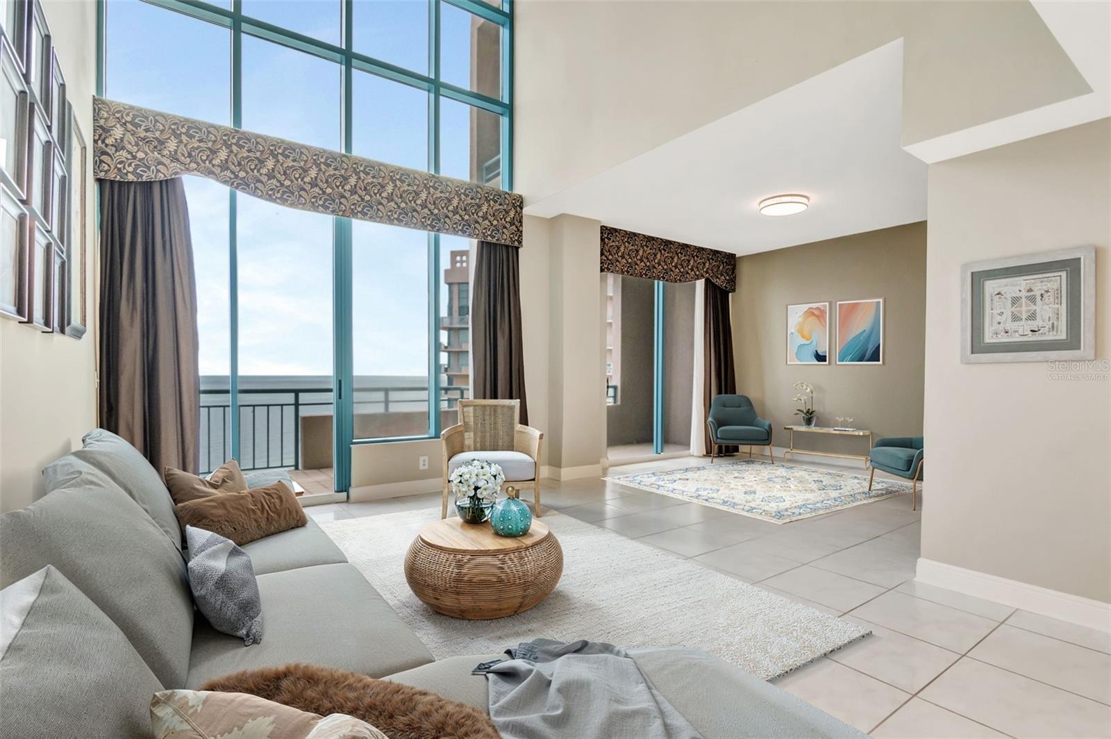 1560 GULF BLVD #4, CLEARWATER BEACH, FL, 33767