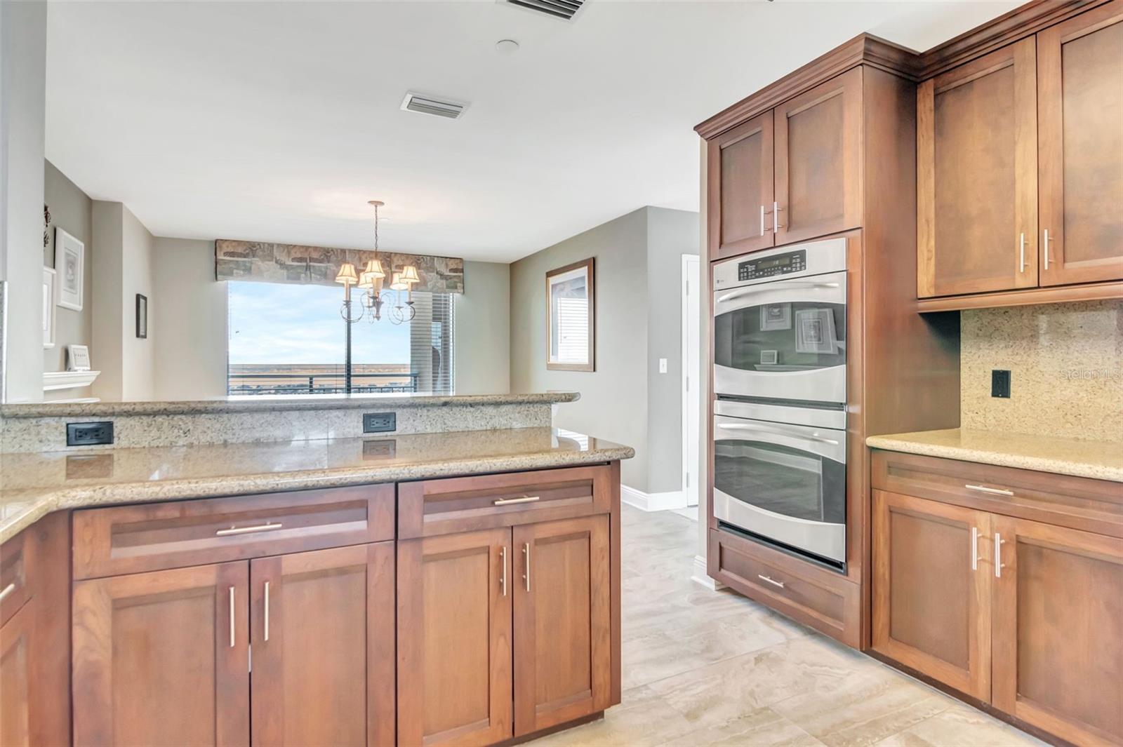 1560 GULF BLVD #4, CLEARWATER BEACH, FL, 33767