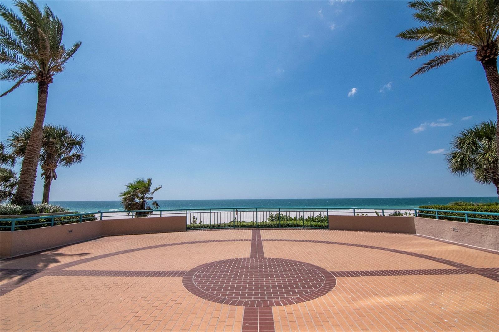 1560 GULF BLVD #4, CLEARWATER BEACH, FL, 33767