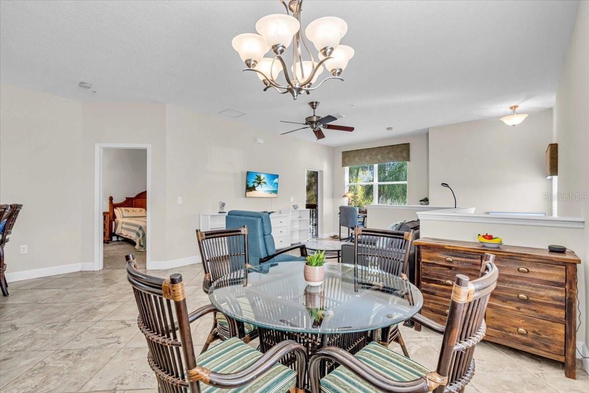 8106 MOONSTONE DR #17-204, SARASOTA, FL, 34233