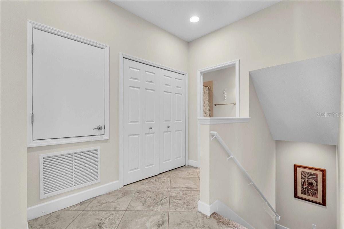 8106 MOONSTONE DR #17-204, SARASOTA, FL, 34233