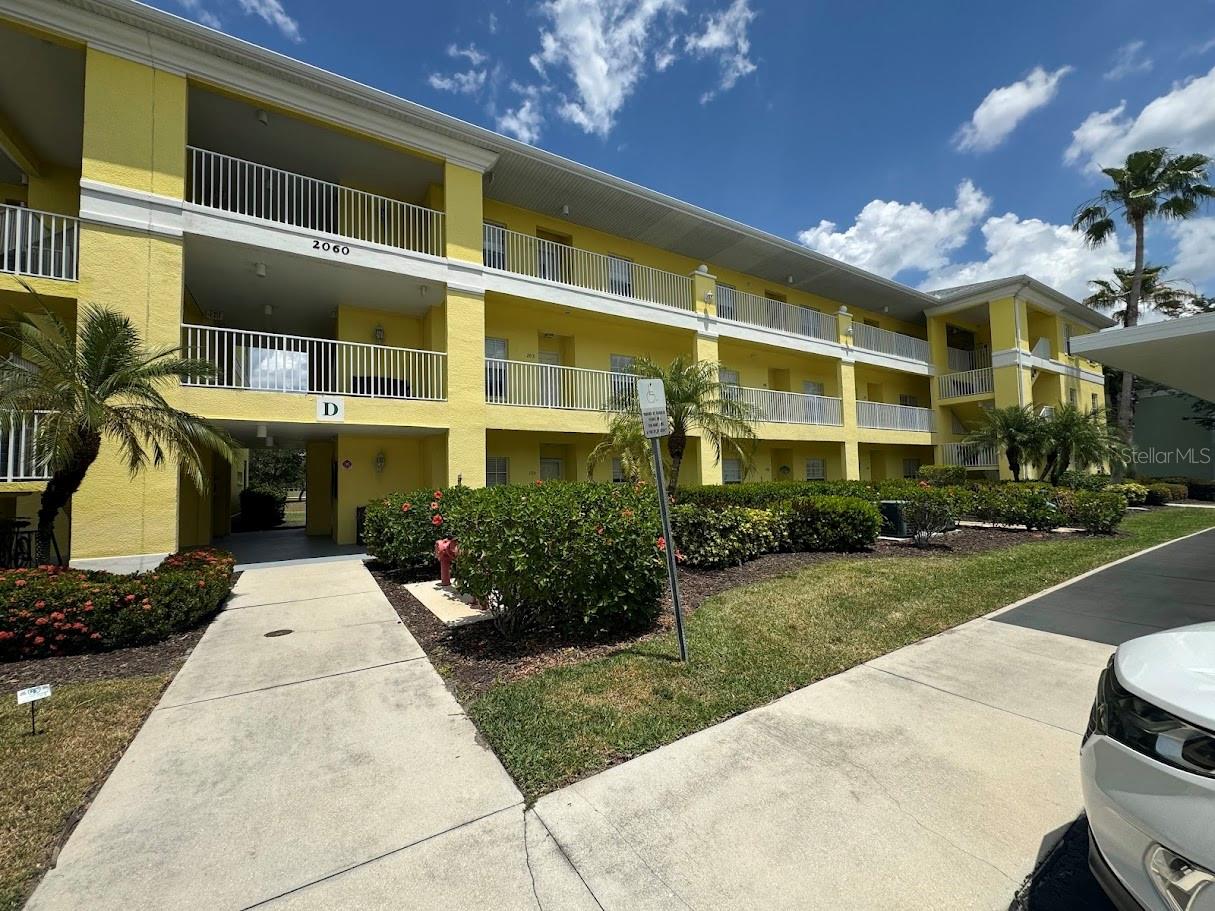2060 WILLOW HAMMOCK CIR #105, PUNTA GORDA, FL, 33983