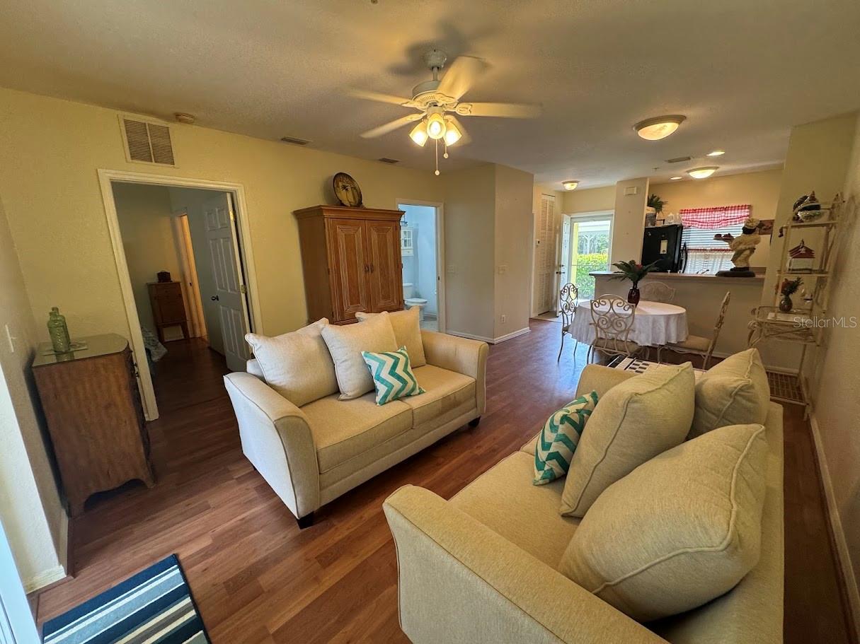 2060 WILLOW HAMMOCK CIR #105, PUNTA GORDA, FL, 33983