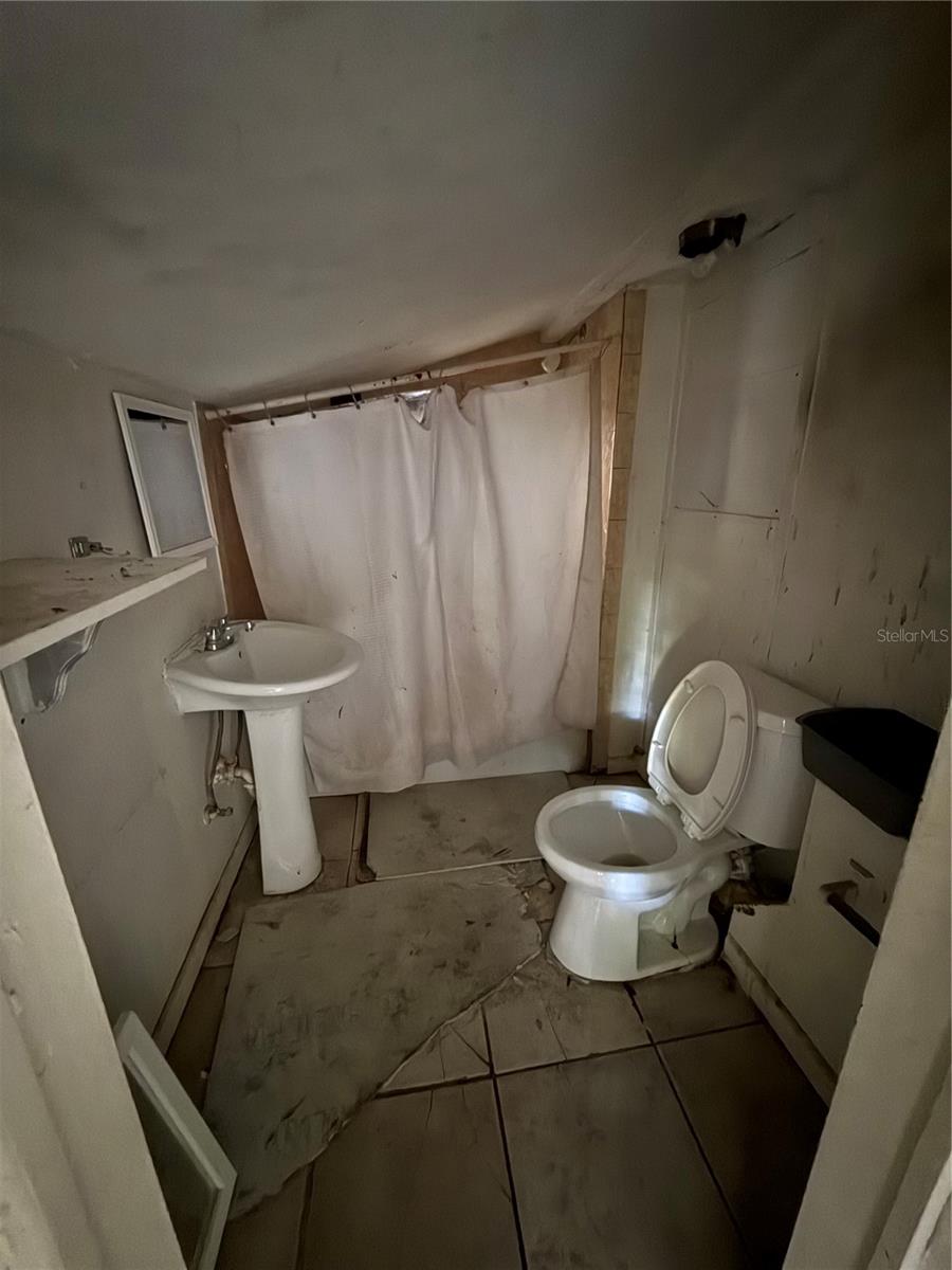 1209 E DR MARTIN LUTHER KING JR BLVD, TAMPA, FL, 33603