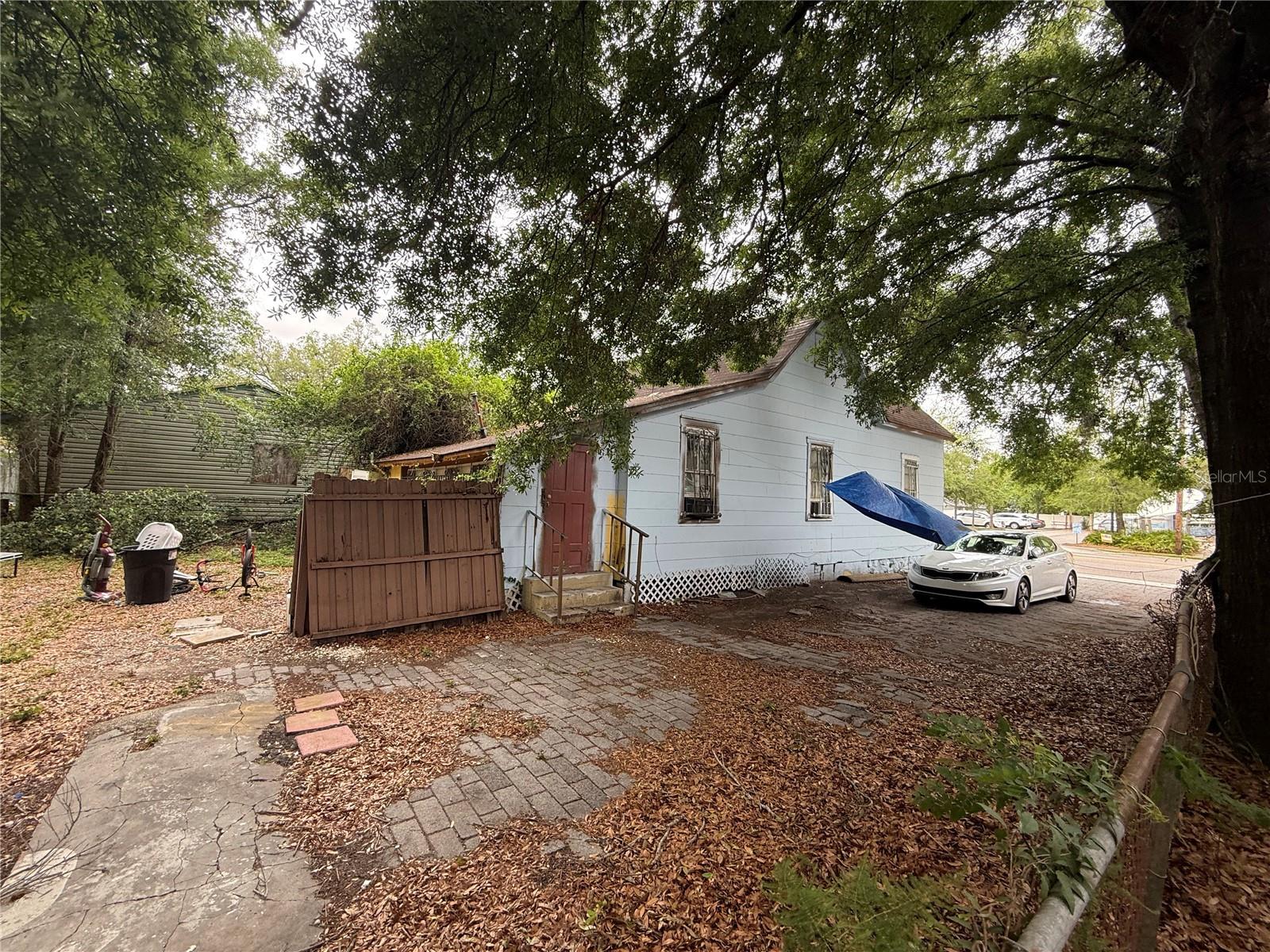 1209 E DR MARTIN LUTHER KING JR BLVD, TAMPA, FL, 33603